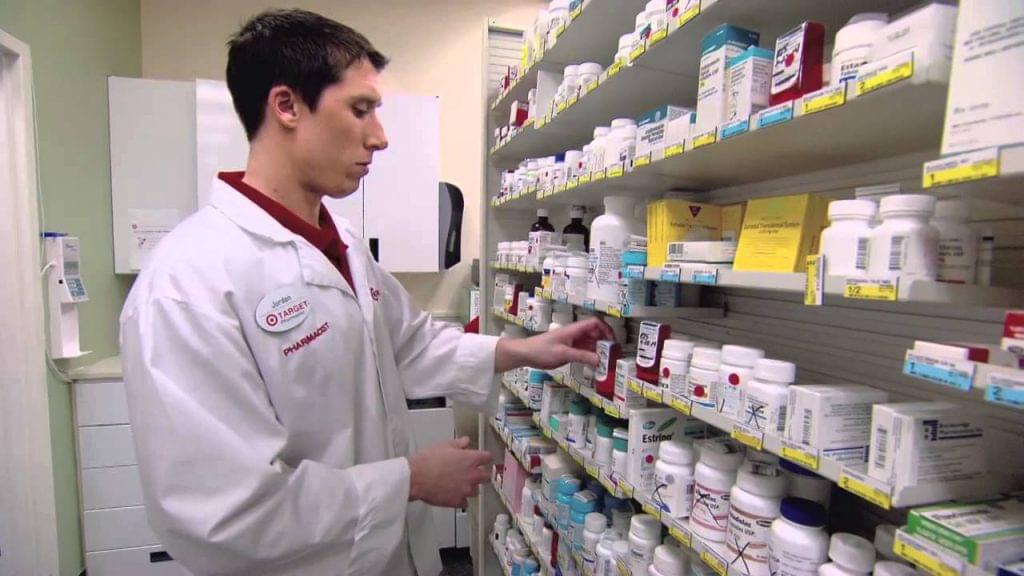 Federal pharmacy technician jobs