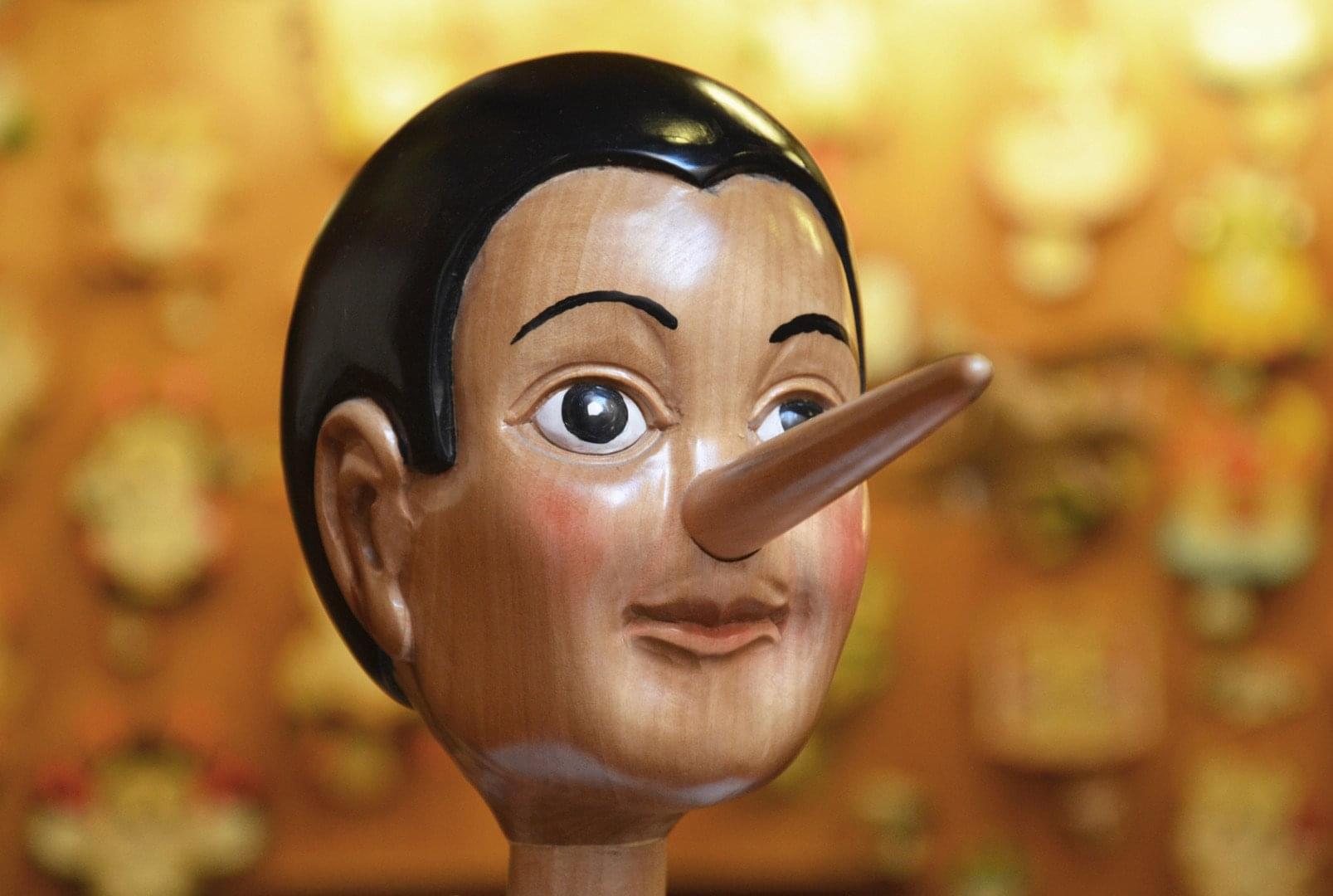 10 Ways To Spot If A Candidate Is Lying 10 Ways To Spot If A Candidate Is Lying